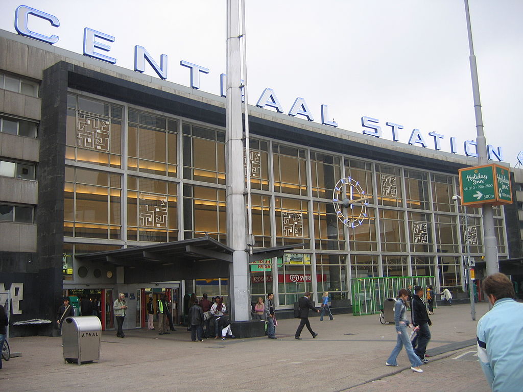 Gare de Rotterdam Central de Van Ravesteyn