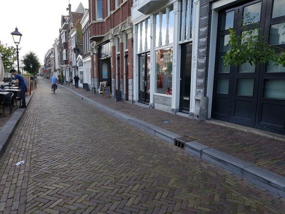 Une rue typique à Rotterdam
